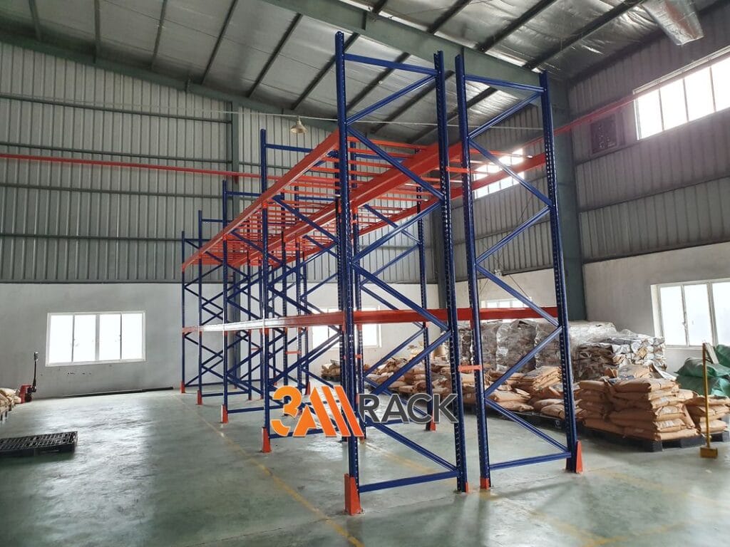 kệ hàng công nghiệp tuyên quang