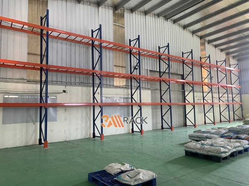 kệ hàng công nghiệp Bình Dương pallet
