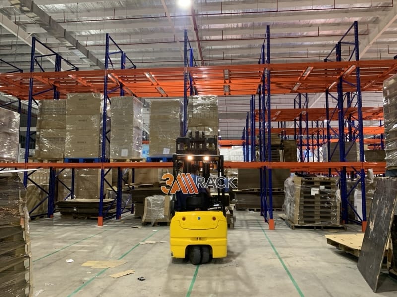 xe nâng kệ tải nặng