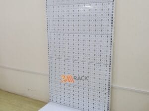 kệ siêu thị tôn đục lỗ