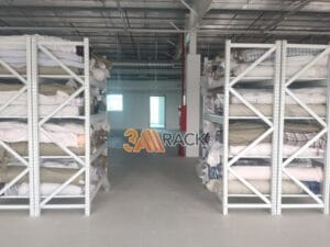 kệ trung tải để vải cuộn công nghiệp