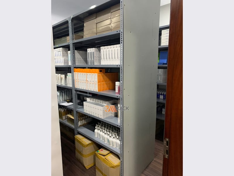 làm kệ sắt theo yêu cầu