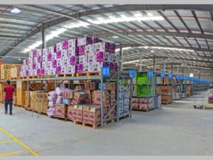 kệ kho thương mại điện tử thông minh