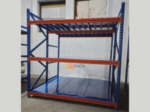 kệ sắt đựng vải cuộn nặng