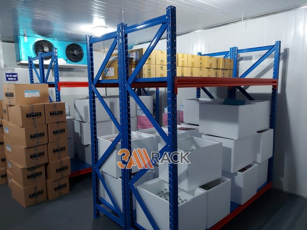 giá kệ sắt kho lạnh Thanh Trì