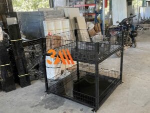 Ụ khuyến mại bằng sắt màu đen có rào chắn