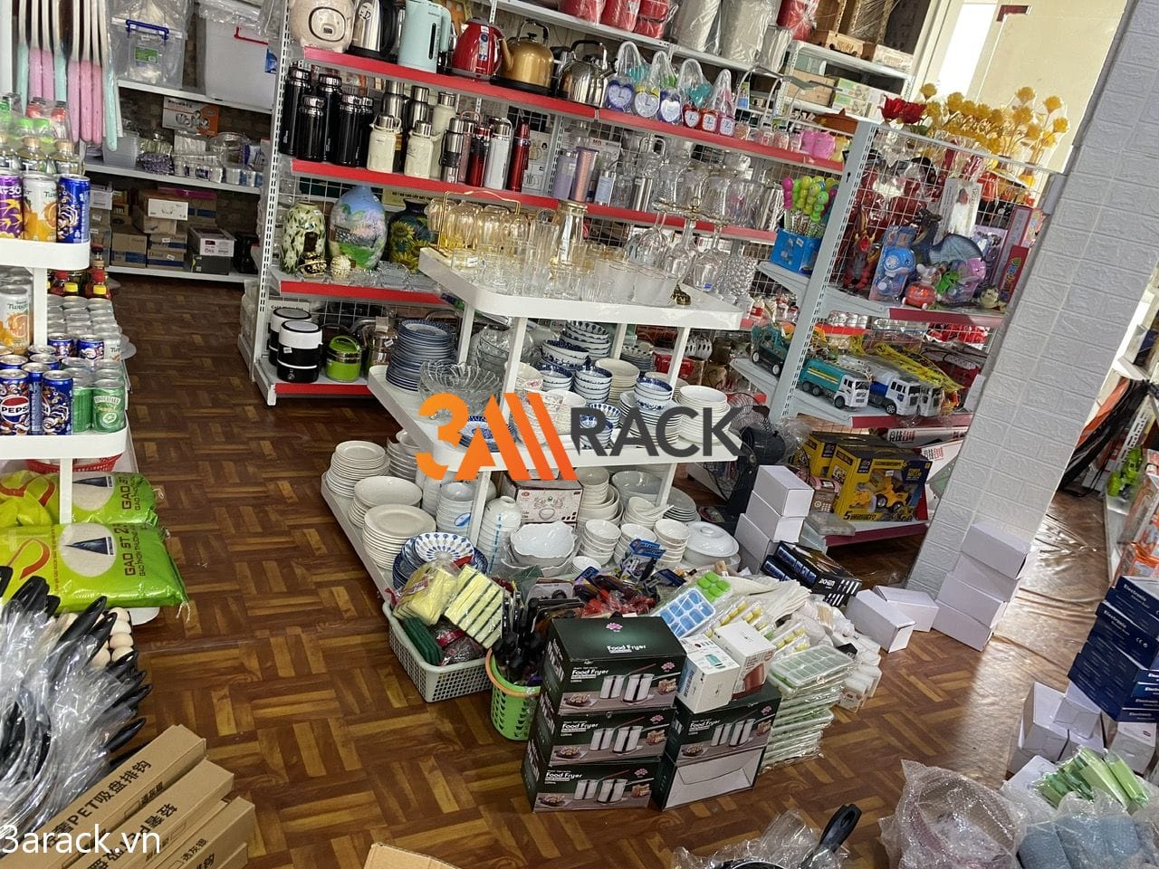 z6392954881657_8a79b0681b314c295d7c3a6a2d997f43_result Kệ để bát đĩa cho siêu thị