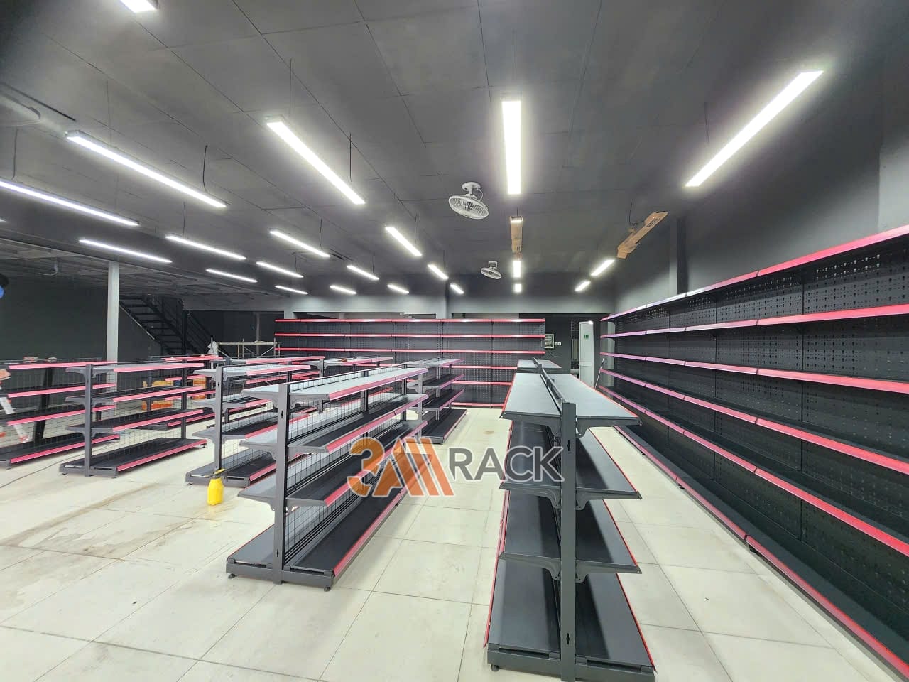 gia-ke-sieu-thi-den-mo-1 (4) giá kệ siêu thị đen mờ