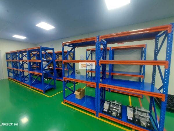 kệ trung tải 4 tầng 300kg