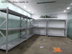 Kệ trung tải màu ghi tại Hòa Bình