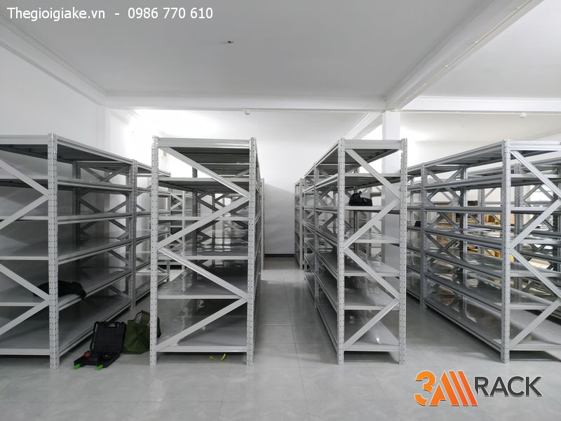 Kệ trung tải 300kg tại Vĩnh Phúc