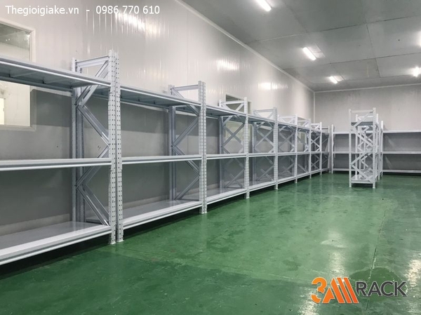 Kệ Trung Tải Màu Ghi Tại Thái Nguyên